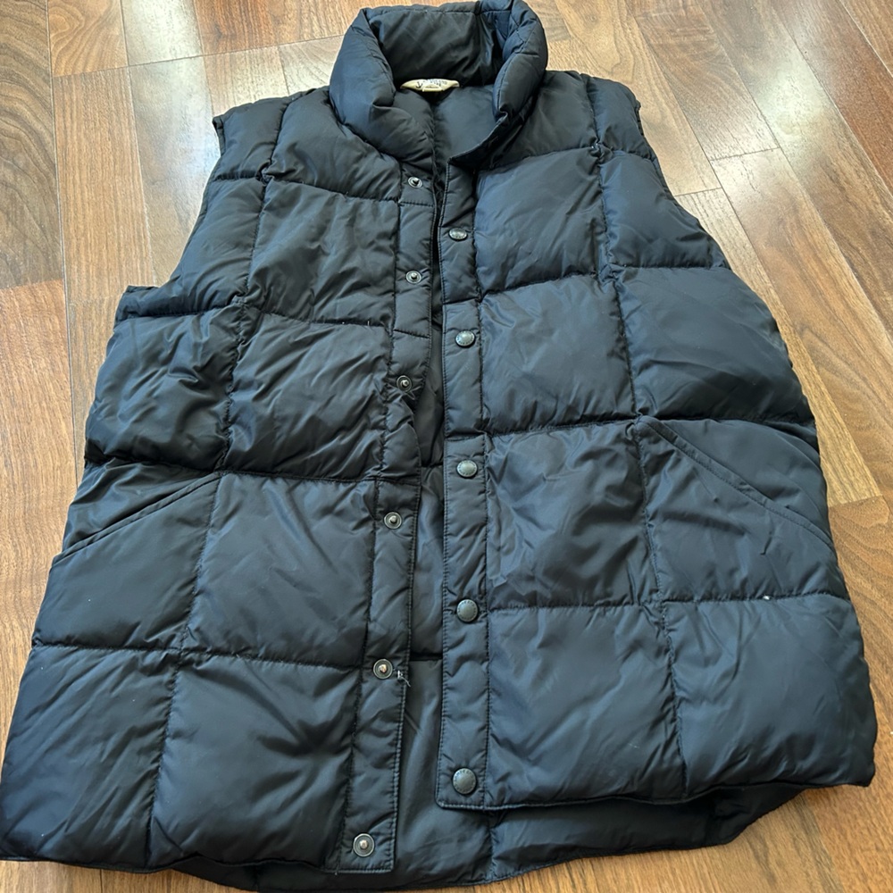 Lands' End Kids navy blue Quilted Vest large 14-16 puffer